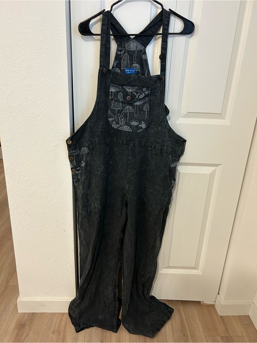 Women’s Mexicali Blues Black Mushroom-Print Denim Overalls Pantsuit